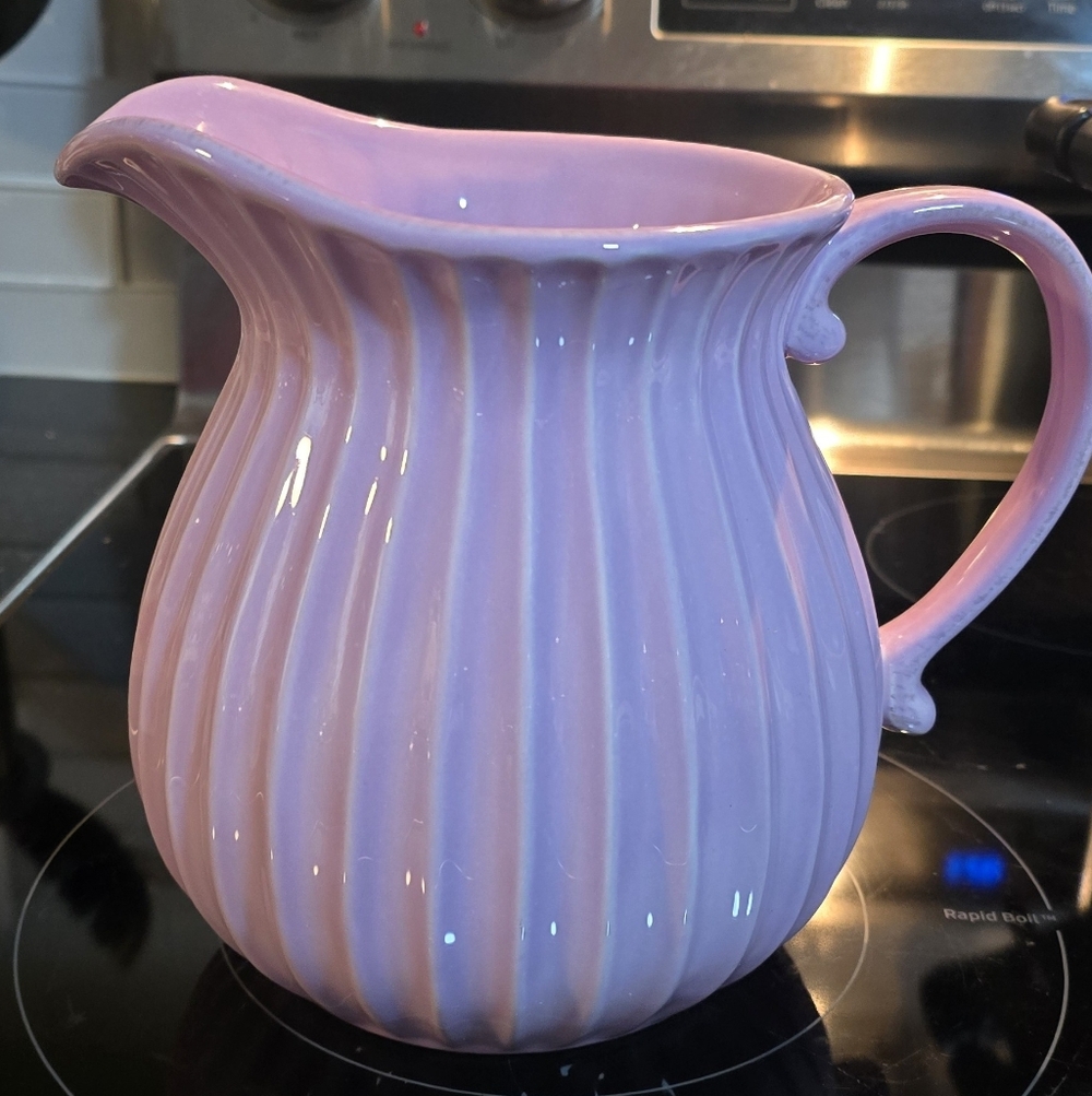 Harry & David Pink Lavender Fluted Pitcher Approx. 7" tall VGC